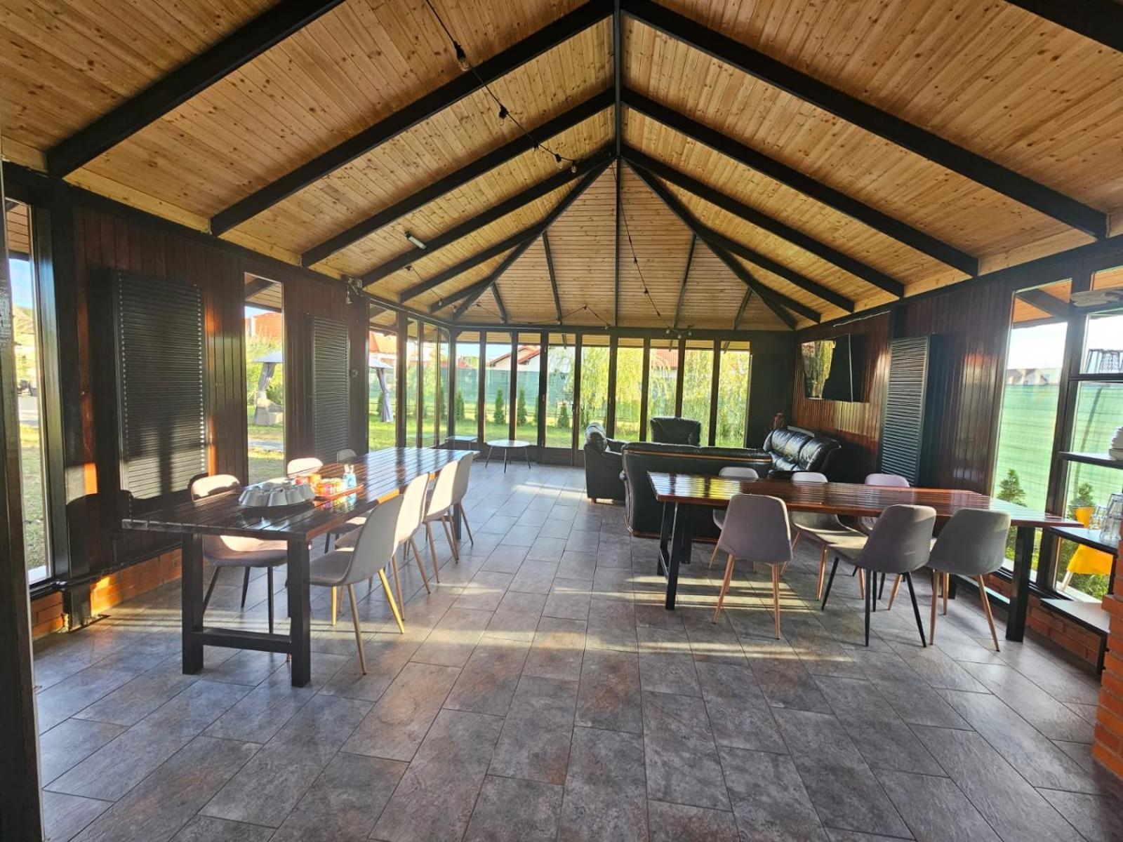 Pensiunea Relax Curtea de Argeş Exteriör bild